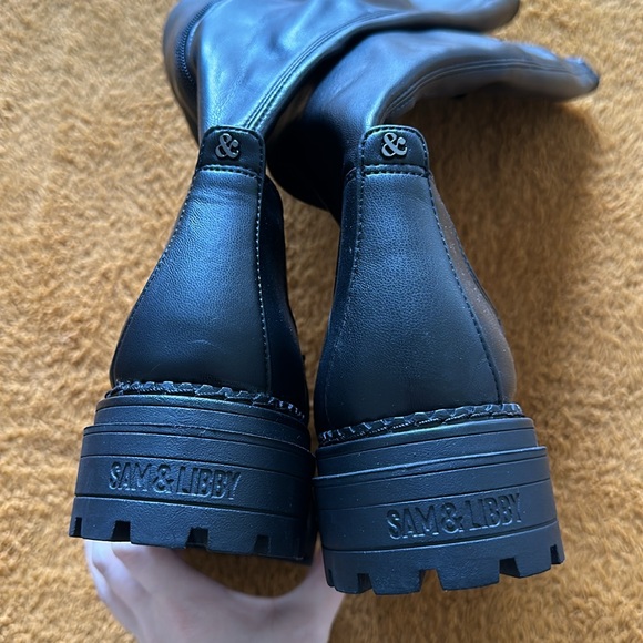 Sam and Libby Tall Stretch Boot - Picture 2 of 4